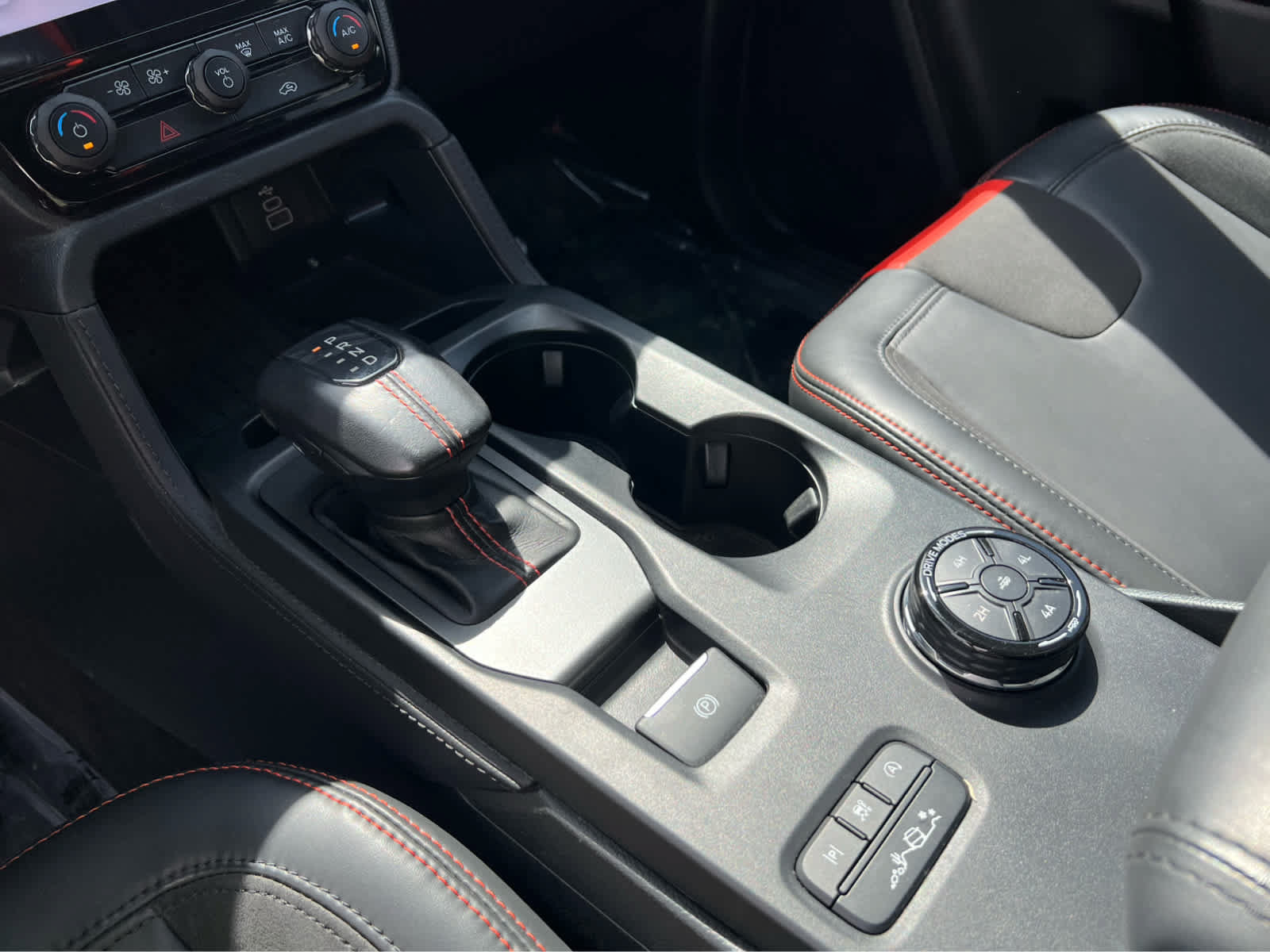 Certified 2025 Ford Ranger Raptor AWD/4WD image 36