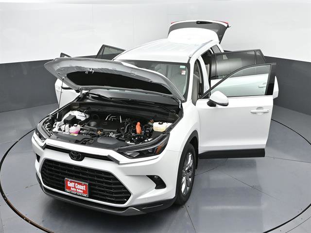 Used 2024 Toyota Grand Highlander Limited image 50