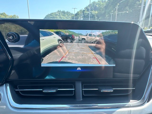 New 2026 Chevrolet Trax LT w/ Sunroof Package FWD image 17