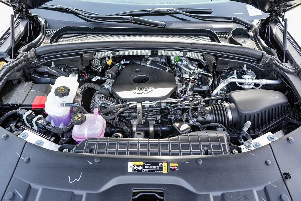 New 2026 Jeep Grand Cherokee Altitude image 27