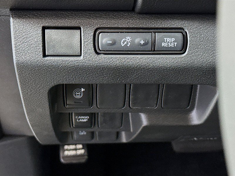 New 2026 Nissan Frontier SV w/ All-Weather Content Package AWD/4WD image 10