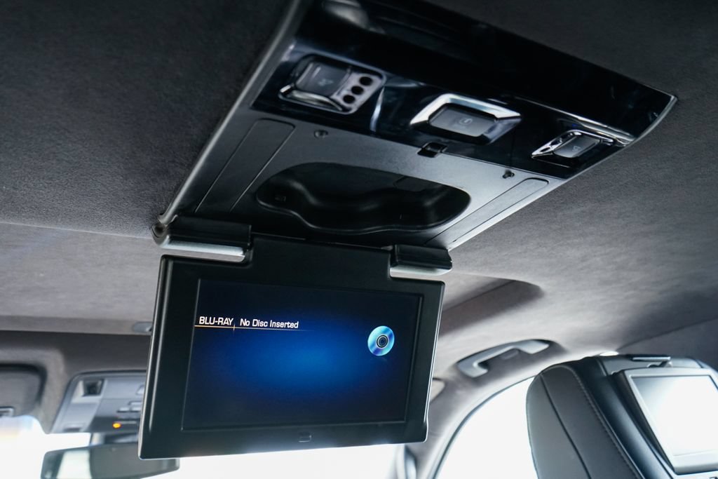 Used 2016 Cadillac Escalade ESV Platinum AWD/4WD image 43