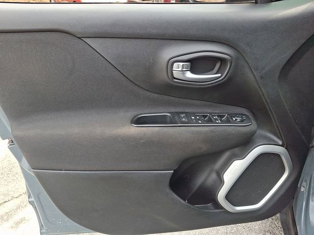 Used 2018 Jeep Renegade Sport w/ Power & Air Group image 14