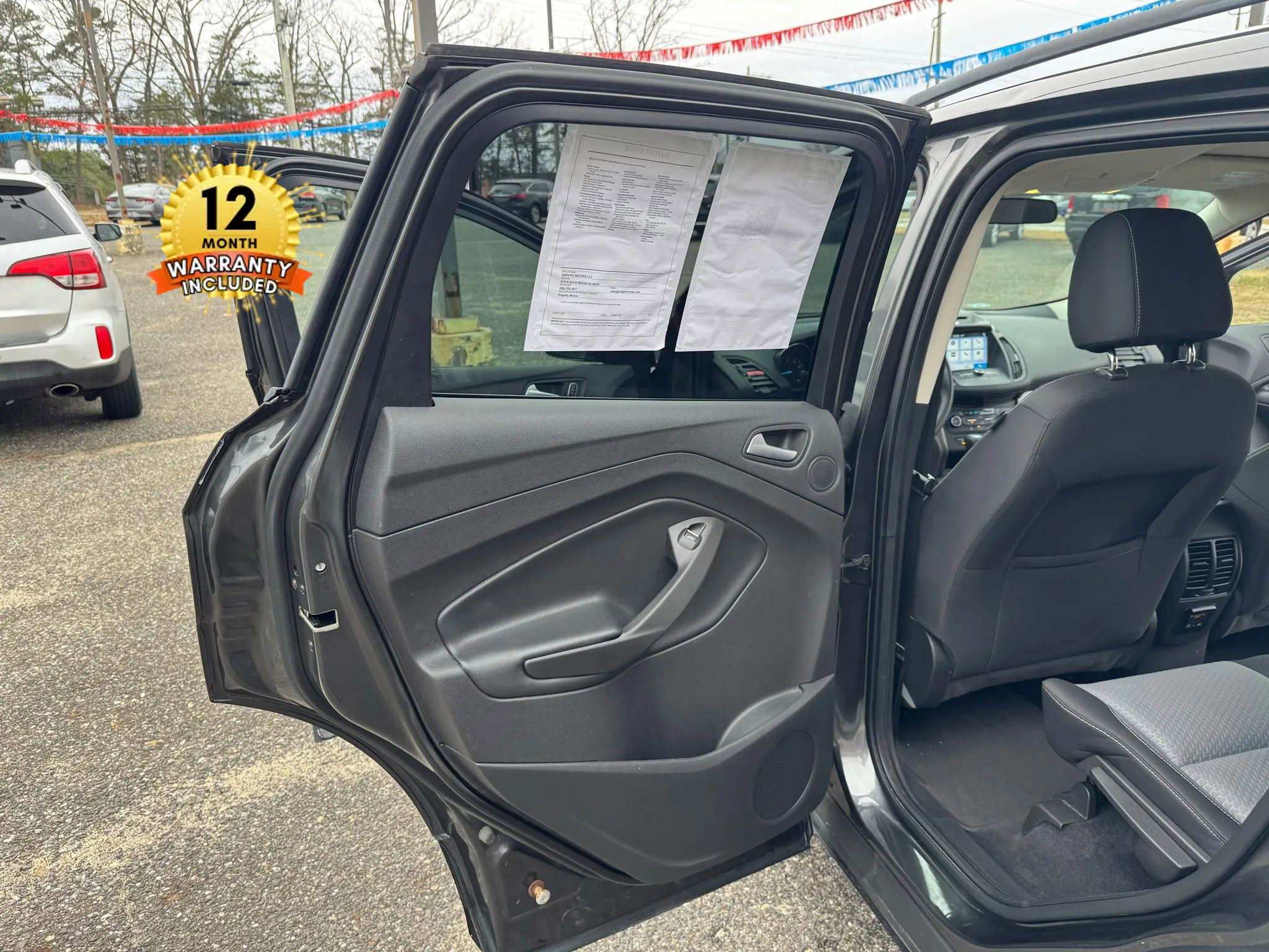 Used 2017 Ford Escape SE w/ Equipment Group 201A image 12