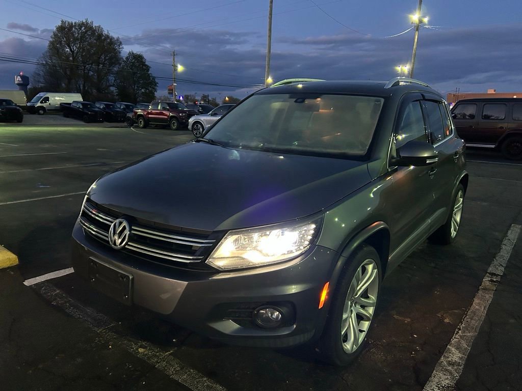 Used 2012 Volkswagen Tiguan SEL AWD/4WD image 1