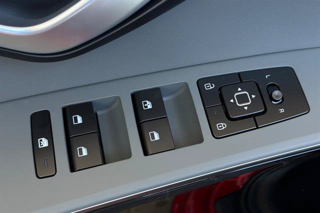 New 2026 Kia Niro EX FWD image 12