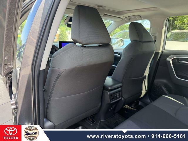 Used 2023 Toyota RAV4 XLE w/ Convenience Package AWD/4WD image 13