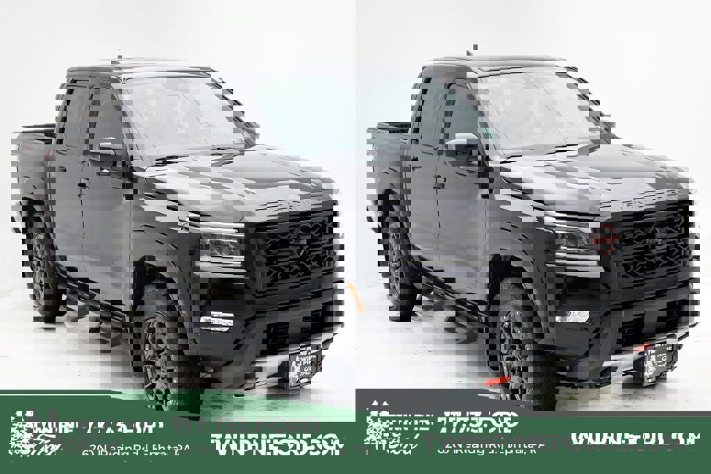 Used 2023 Nissan Frontier PRO-4X w/ Pro-4X Premium Package image 1