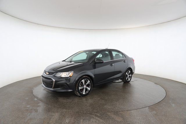 Used 2020 Chevrolet Sonic Premier image 2