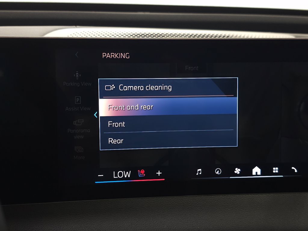 Certified 2024 BMW iX xDrive50 w/ Premium Package AWD/4WD image 40