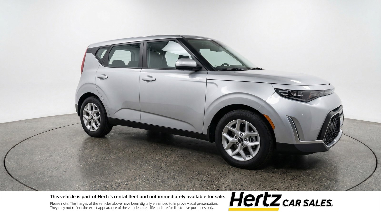 Used 2025 Kia Soul LX w/ LX Technology Package FWD image 1