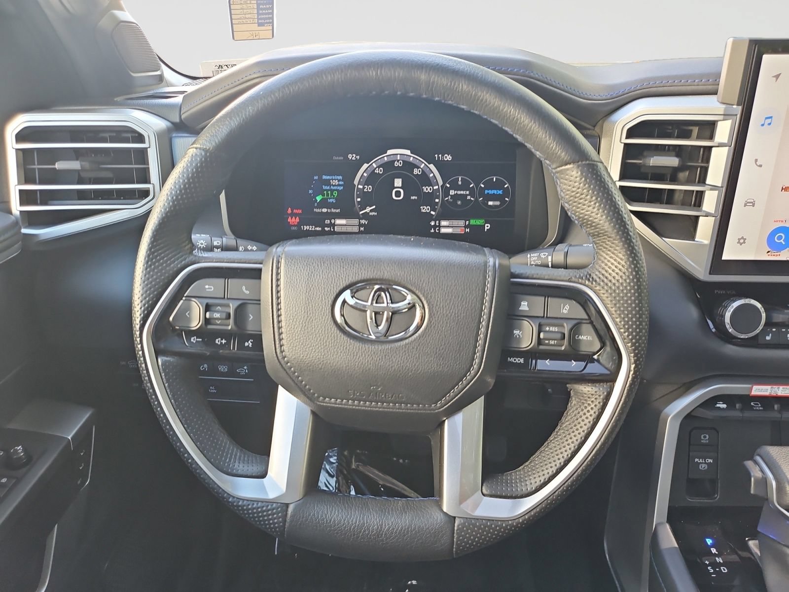 Used 2025 Toyota Tundra Platinum AWD/4WD image 44