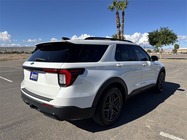Certified 2025 Ford Explorer ST-Line w/ Premium Package image 5