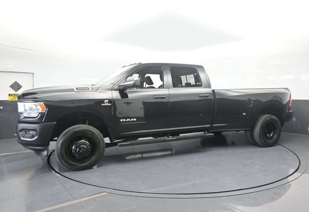 Used 2019 RAM 3500 Tradesman RWD image 2