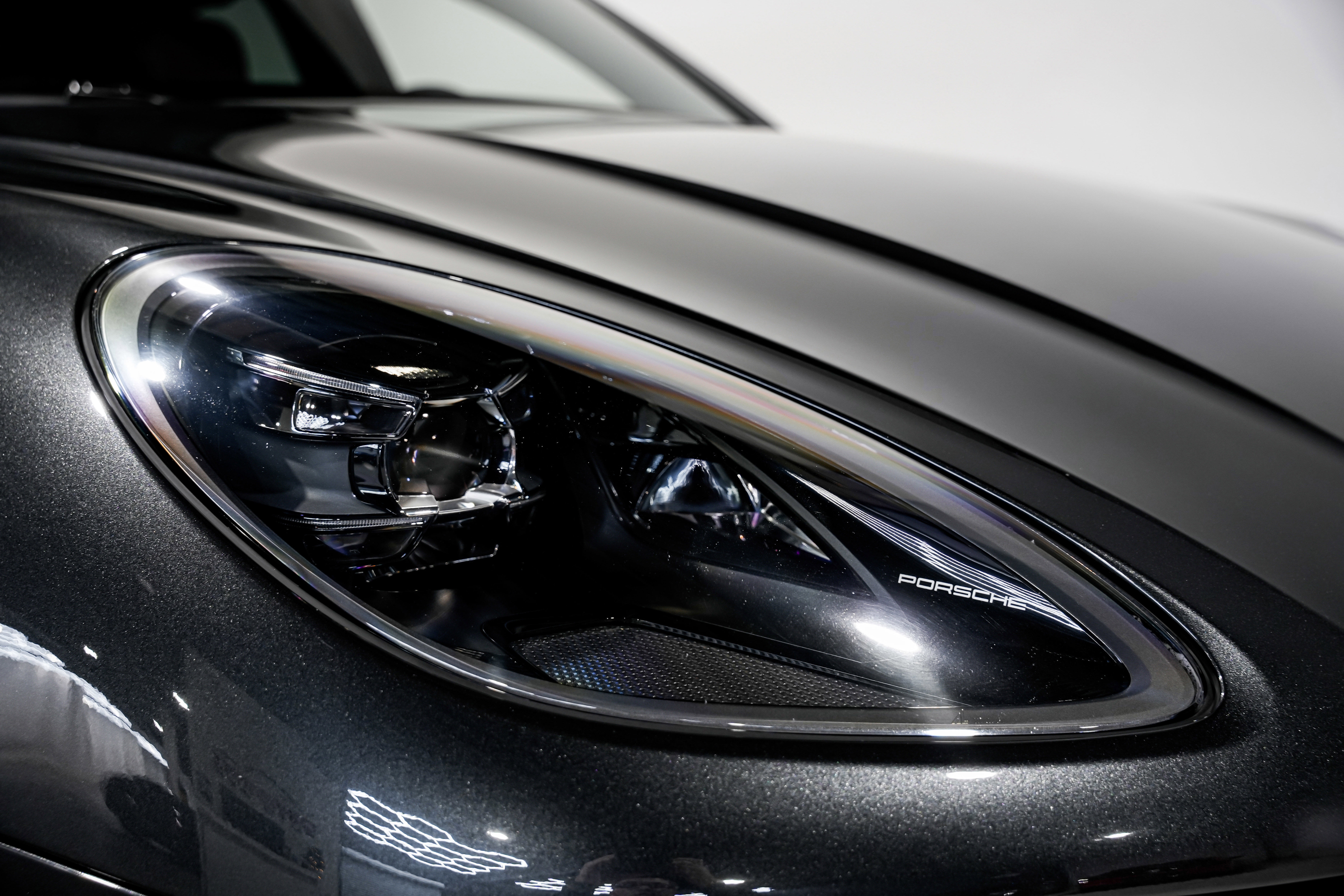 Used 2021 Porsche Macan GTS image 45