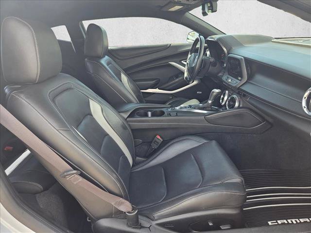 Used 2017 Chevrolet Camaro LT RWD image 24
