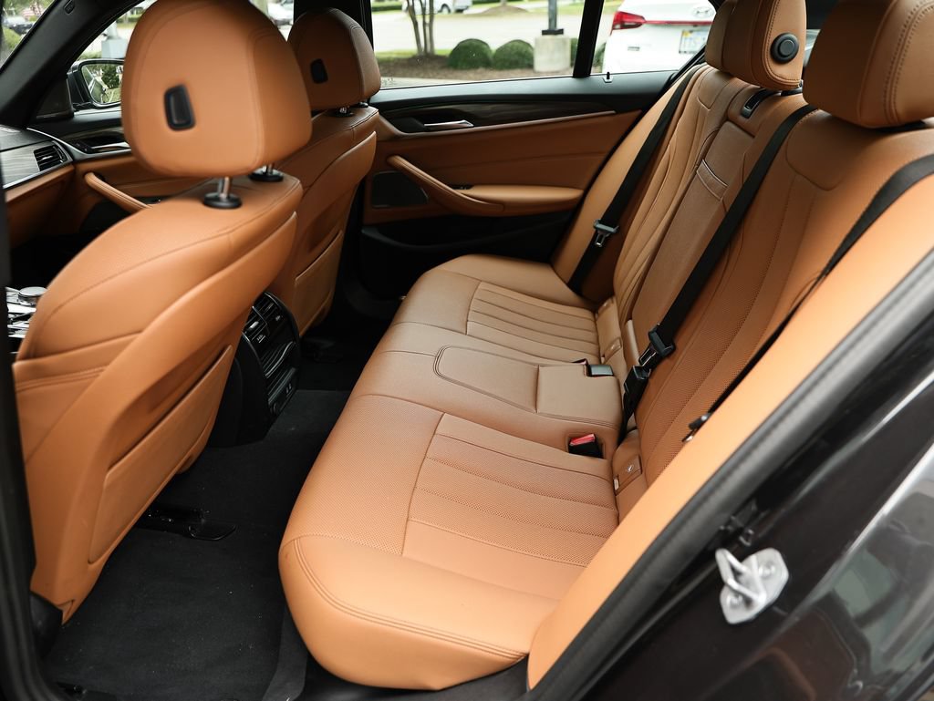 Used 2023 BMW 540i xDrive w/ Premium Package AWD/4WD image 26