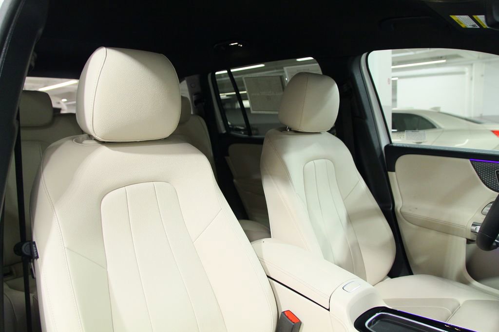 Certified 2025 Mercedes-Benz GLB 250 4MATIC image 23