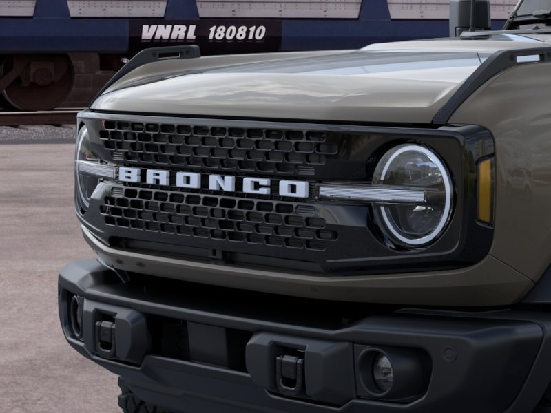 New 2026 Ford Bronco Badlands w/ Sasquatch Package AWD/4WD image 19