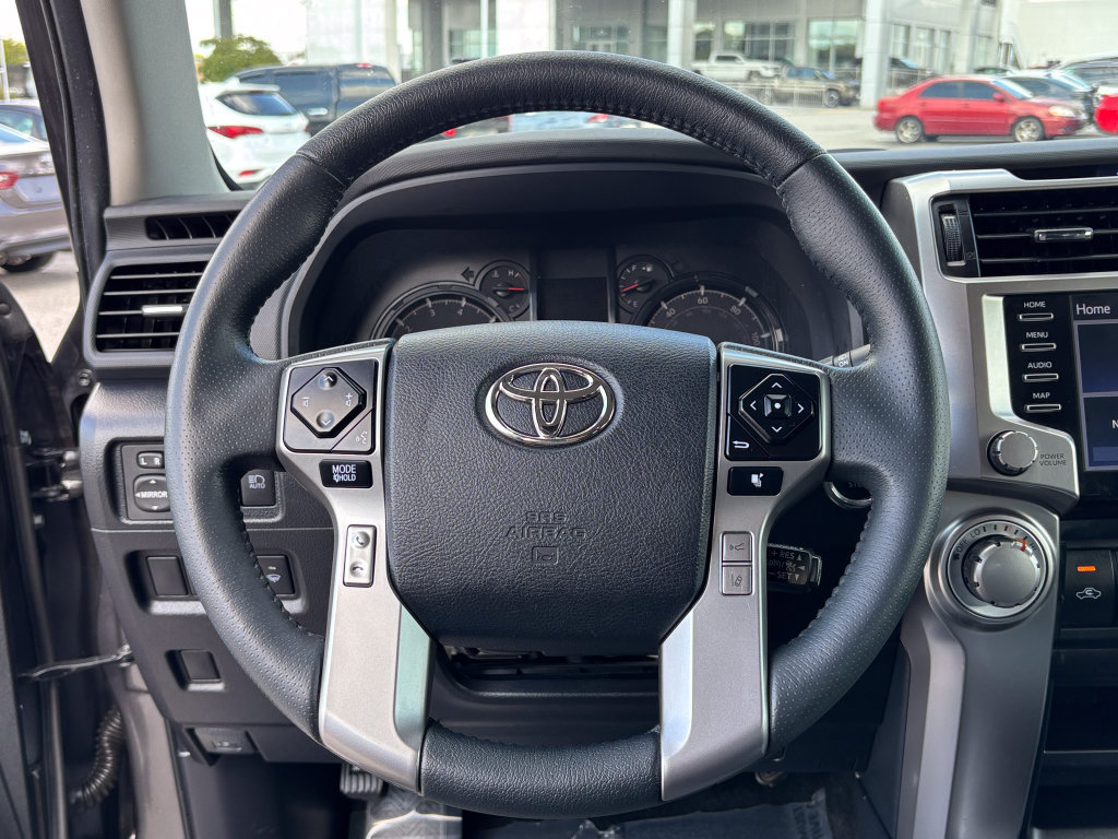 Used 2023 Toyota 4Runner SR5 w/ 4Runner Bronze Package (TMS) AWD/4WD image 27