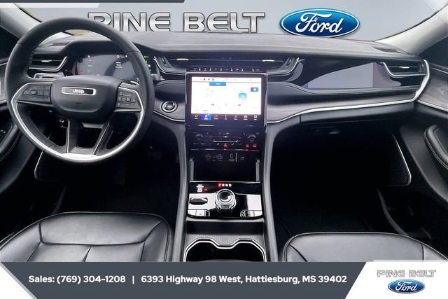 Used 2023 Jeep Grand Cherokee 4WD 4xe image 13