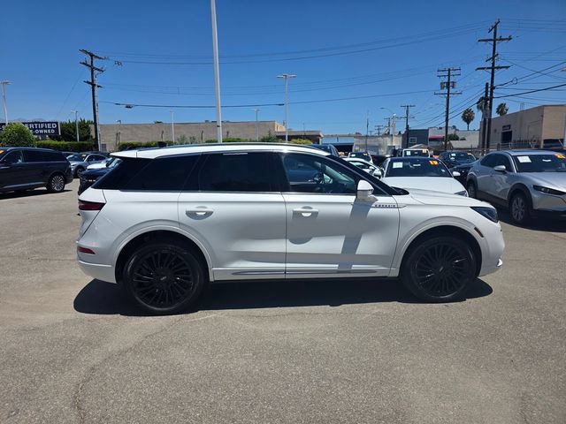 Used 2022 Lincoln Corsair Reserve AWD/4WD image 3