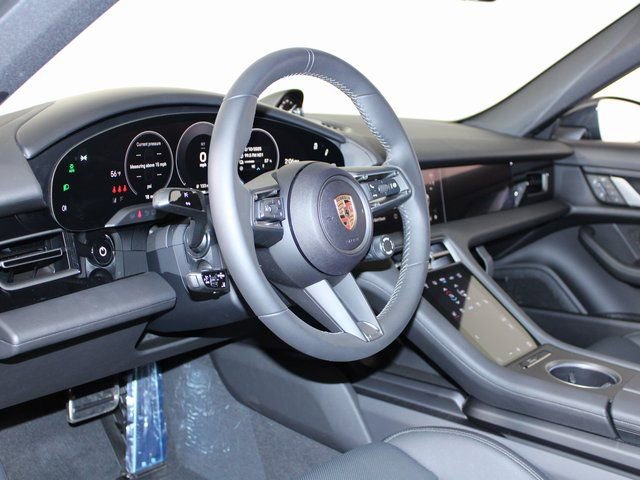 New 2025 Porsche Taycan image 4