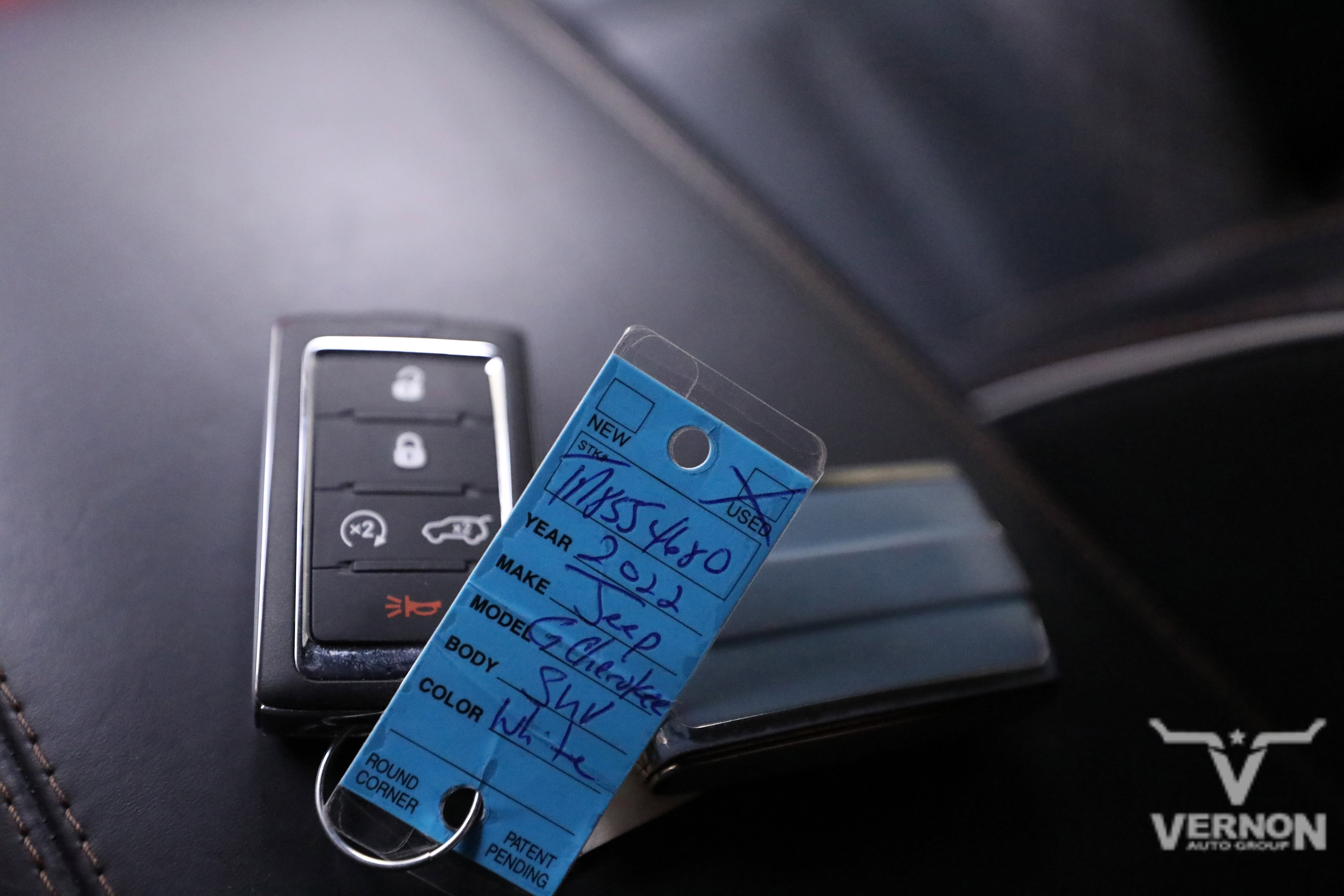 Used 2022 Jeep Grand Cherokee L Summit w/ Luxury Tech Group V image 38