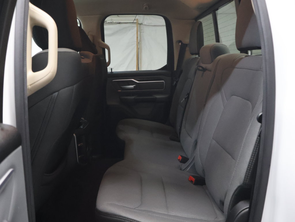 Used 2020 RAM 1500 Big Horn AWD/4WD image 14