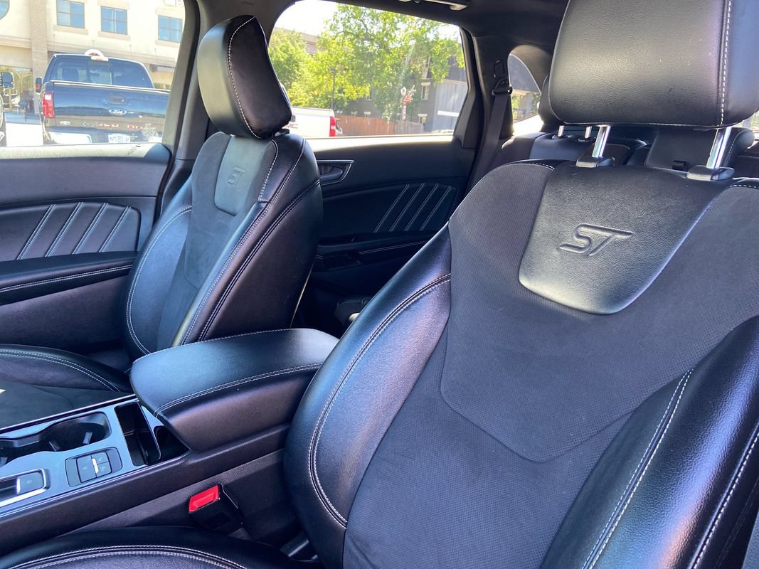 Used 2020 Ford Edge ST w/ Equipment Group 401A AWD/4WD image 21