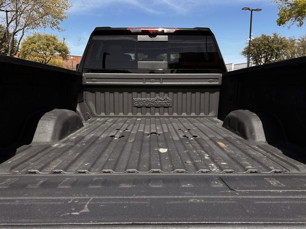 Used 2024 Chevrolet Silverado 2500 High Country w/ High Country Premium Package image 32