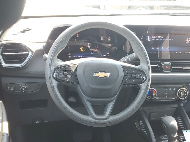 Used 2026 Chevrolet TrailBlazer LT AWD/4WD image 12