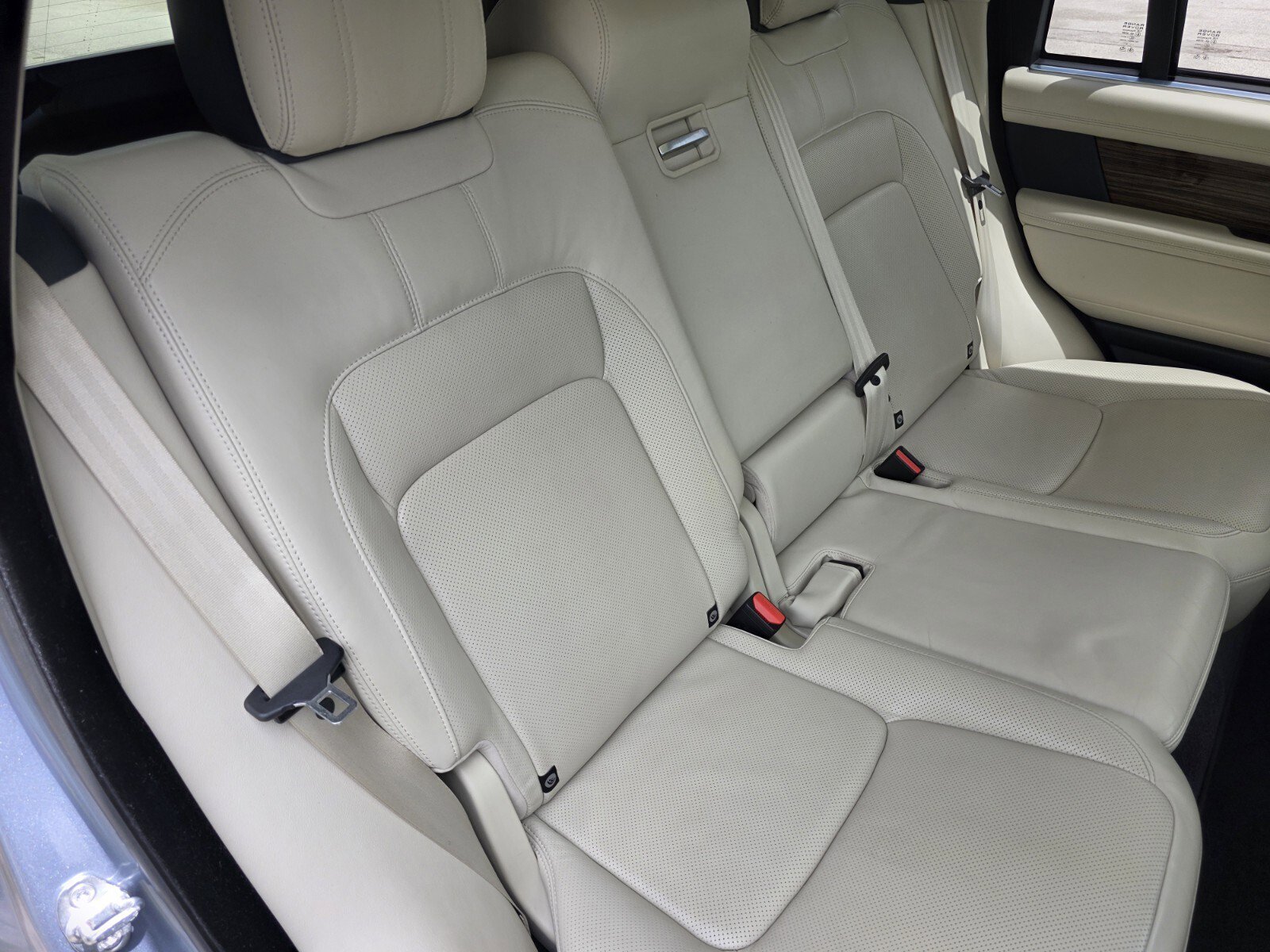 Used 2019 Land Rover Range Rover Long Wheelbase Supercharged image 24