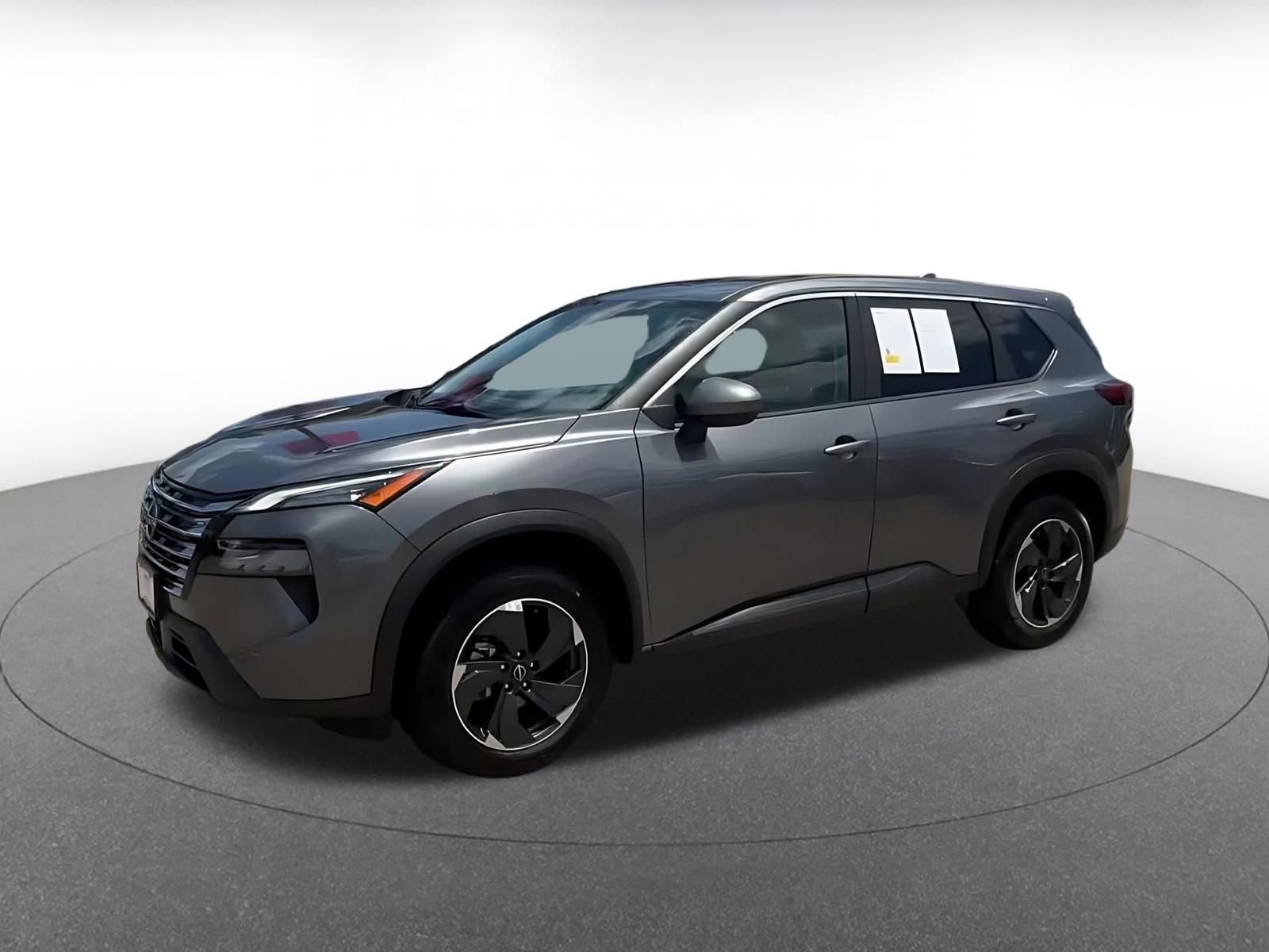 Used 2025 Nissan Rogue SV FWD image 8