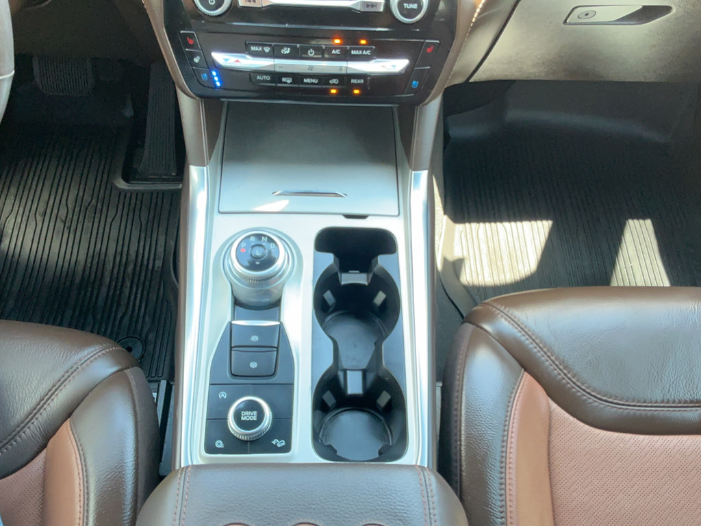 Used 2024 Ford Explorer King Ranch w/ Technology Package AWD/4WD image 41