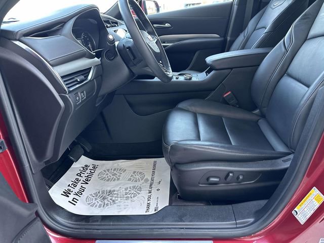 Certified 2023 Cadillac XT4 Premium Luxury w/ Cold Weather Package image 18