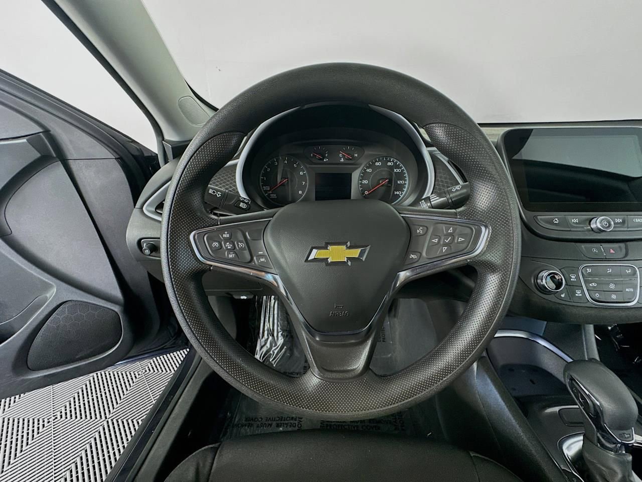 Used 2023 Chevrolet Malibu LT image 34