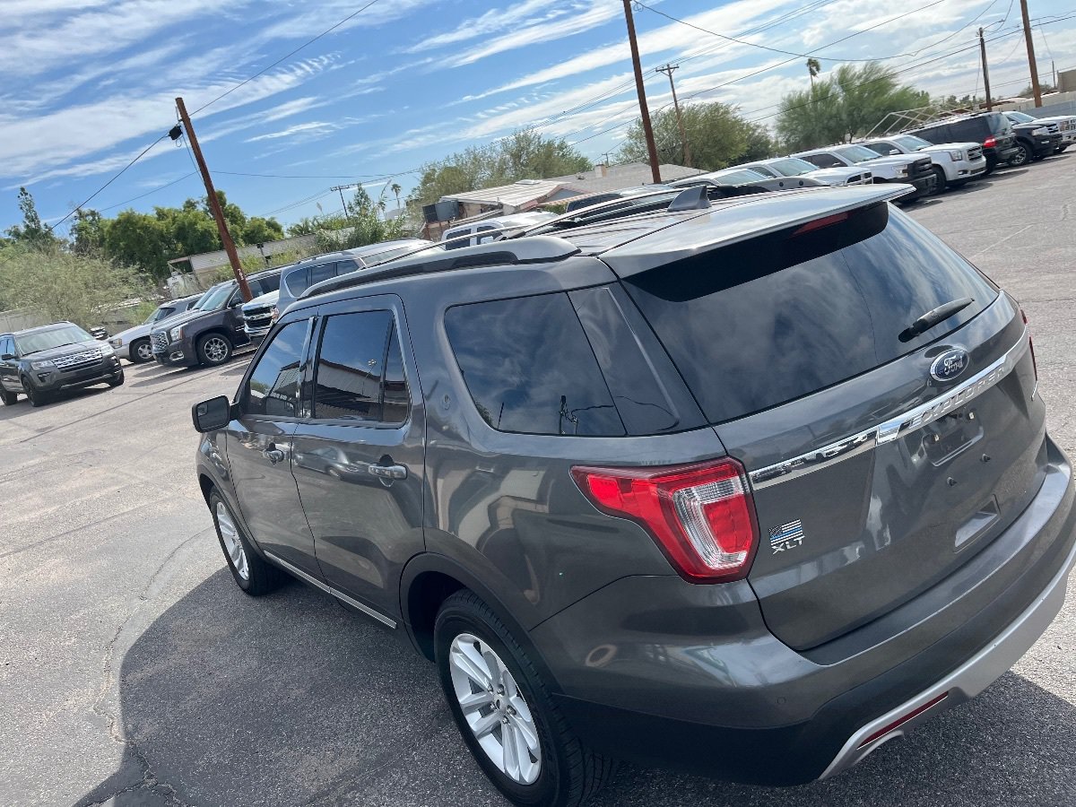Used 2016 Ford Explorer XLT w/ Equipment Group 202A FWD image 54