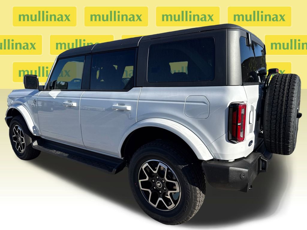 New 2025 Ford Bronco Outer Banks image 4