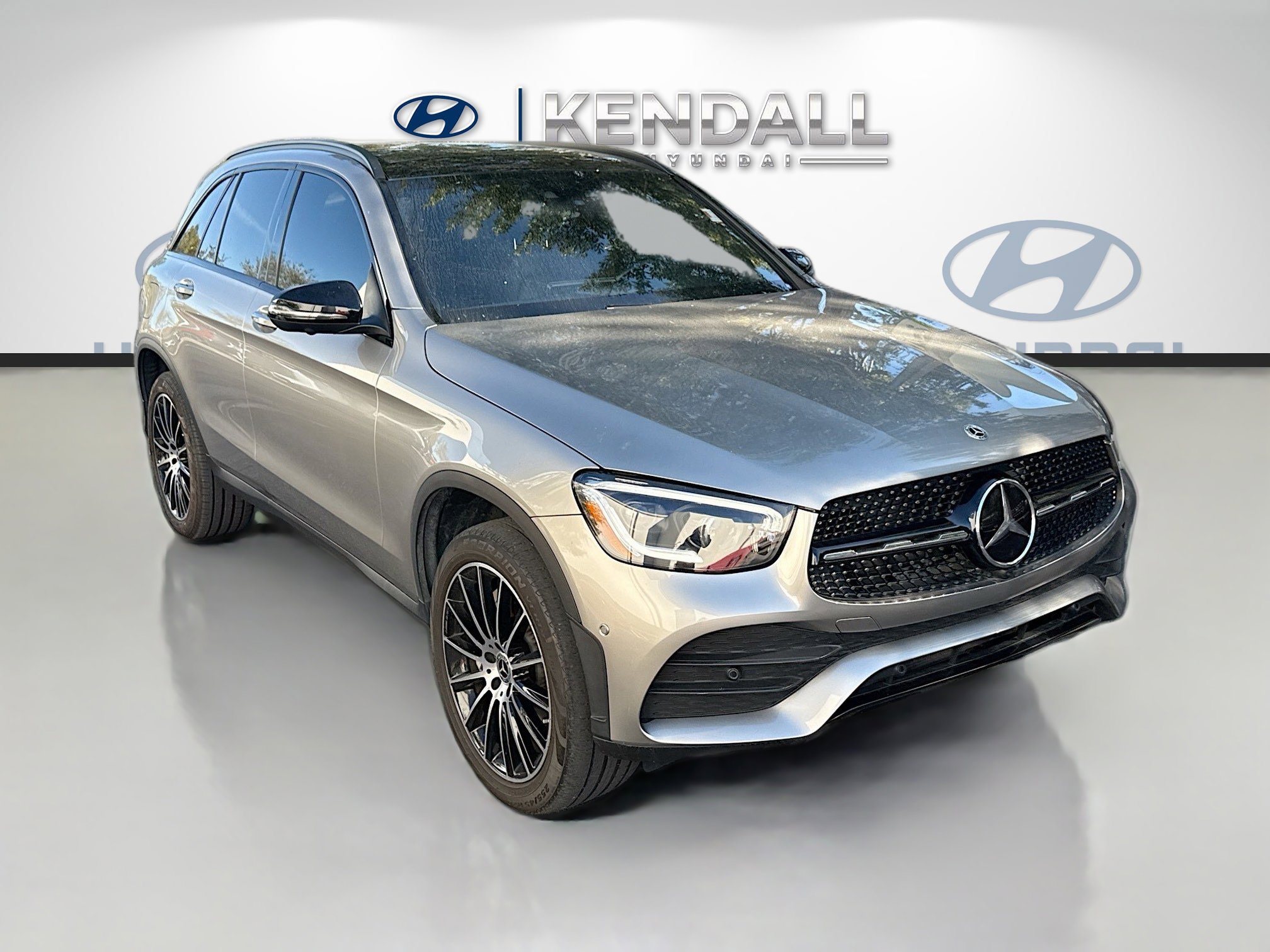 Used 2022 Mercedes-Benz GLC 300 w/ AMG Line image 1