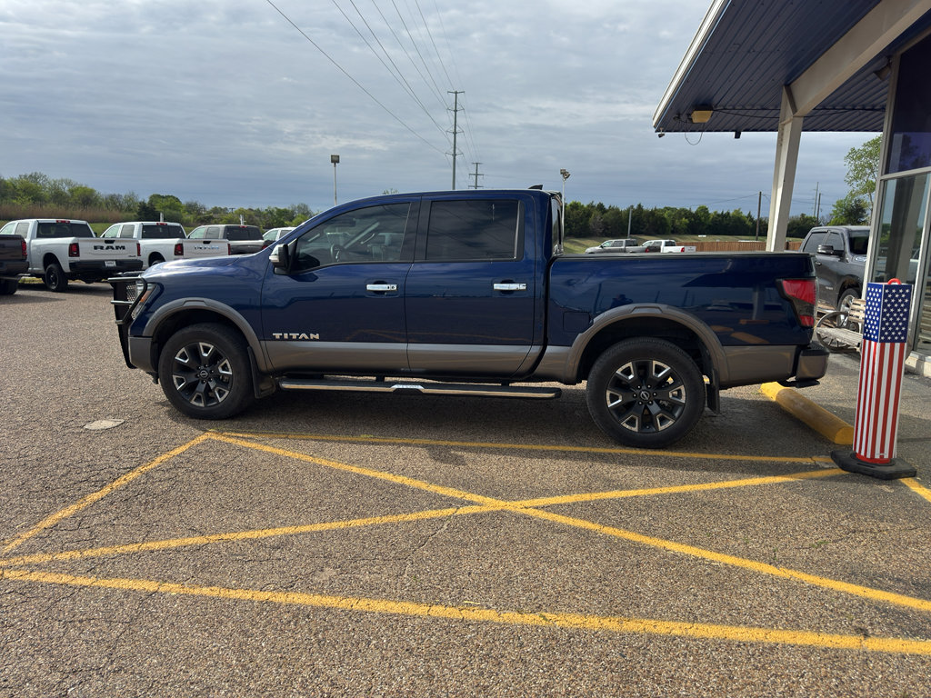 Used 2024 Nissan Titan Platinum Reserve w/ Moonroof Package image 5