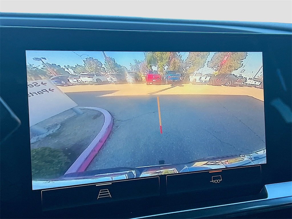 Used 2025 GMC Sierra 1500 SLT image 13