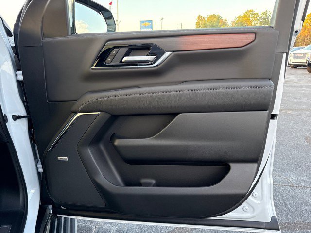 New 2026 GMC Yukon XL Denali w/ Sun & Power Step Package image 14