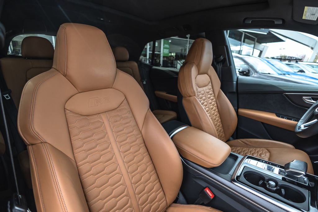 Used 2023 Audi RS Q8 image 30