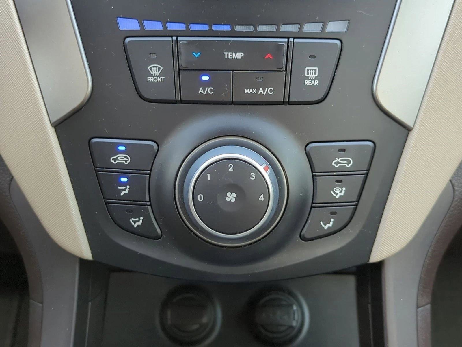 Used 2018 Hyundai Santa Fe Sport FWD image 12
