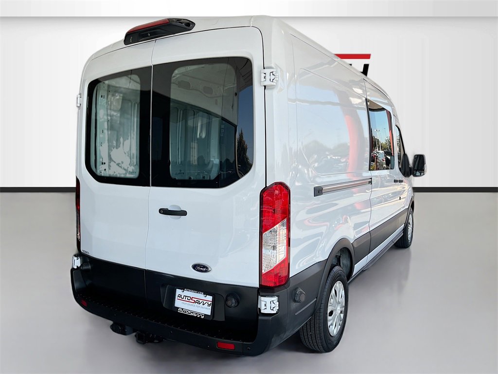 Used 2019 Ford Transit 250 148 Medium Roof image 7