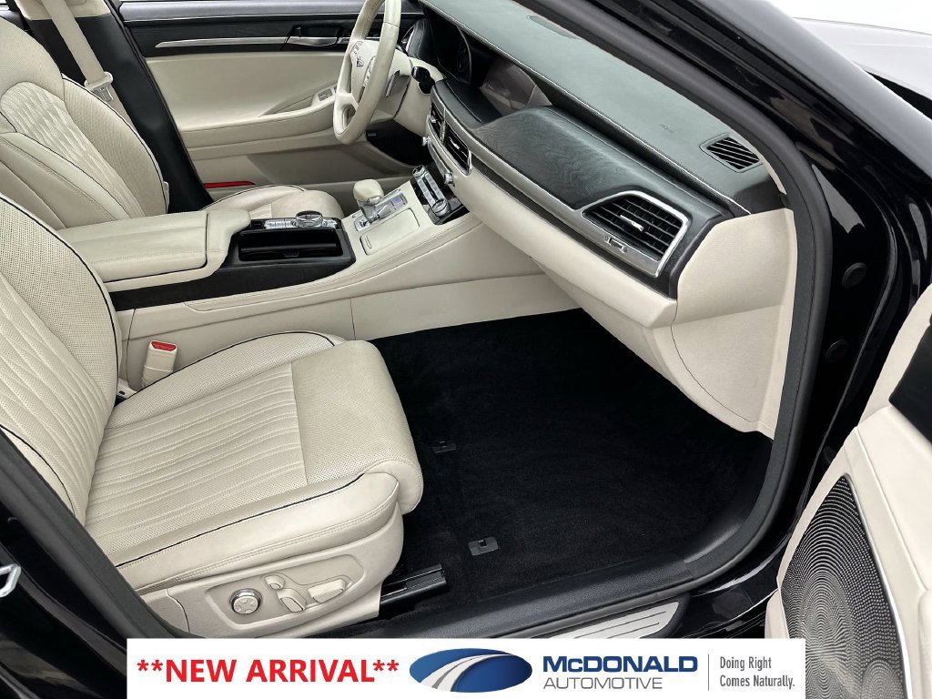 Used 2022 Genesis G90 5.0 Ultimate AWD/4WD image 24