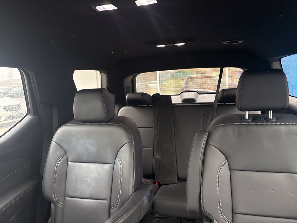 Used 2023 Chevrolet Traverse LT w/ LPO, Floor Liner Package AWD/4WD image 10