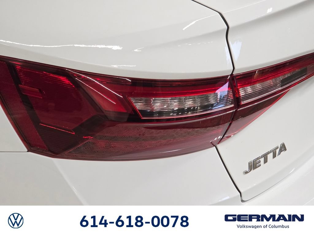 Used 2021 Volkswagen Jetta S w/ Driver Assistance Package FWD image 16