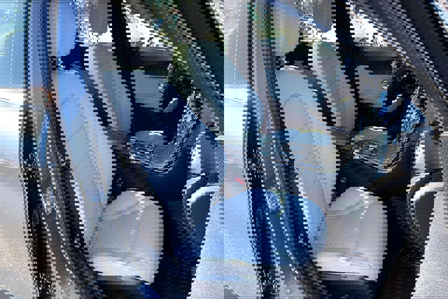 Used 2018 Mercedes-Benz C 300 Sedan image 8